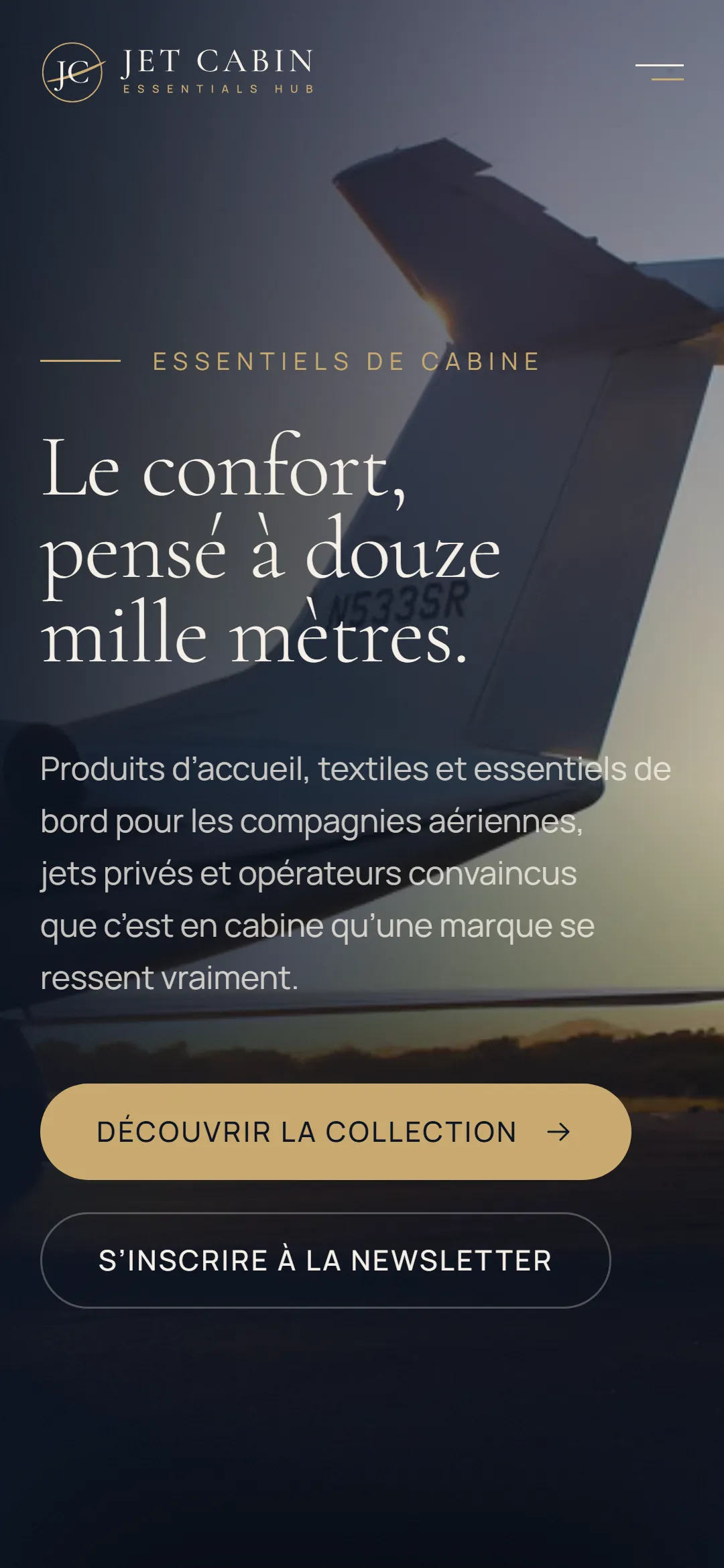 Jet Cabin Essentials Hub landing page on a phone (French)